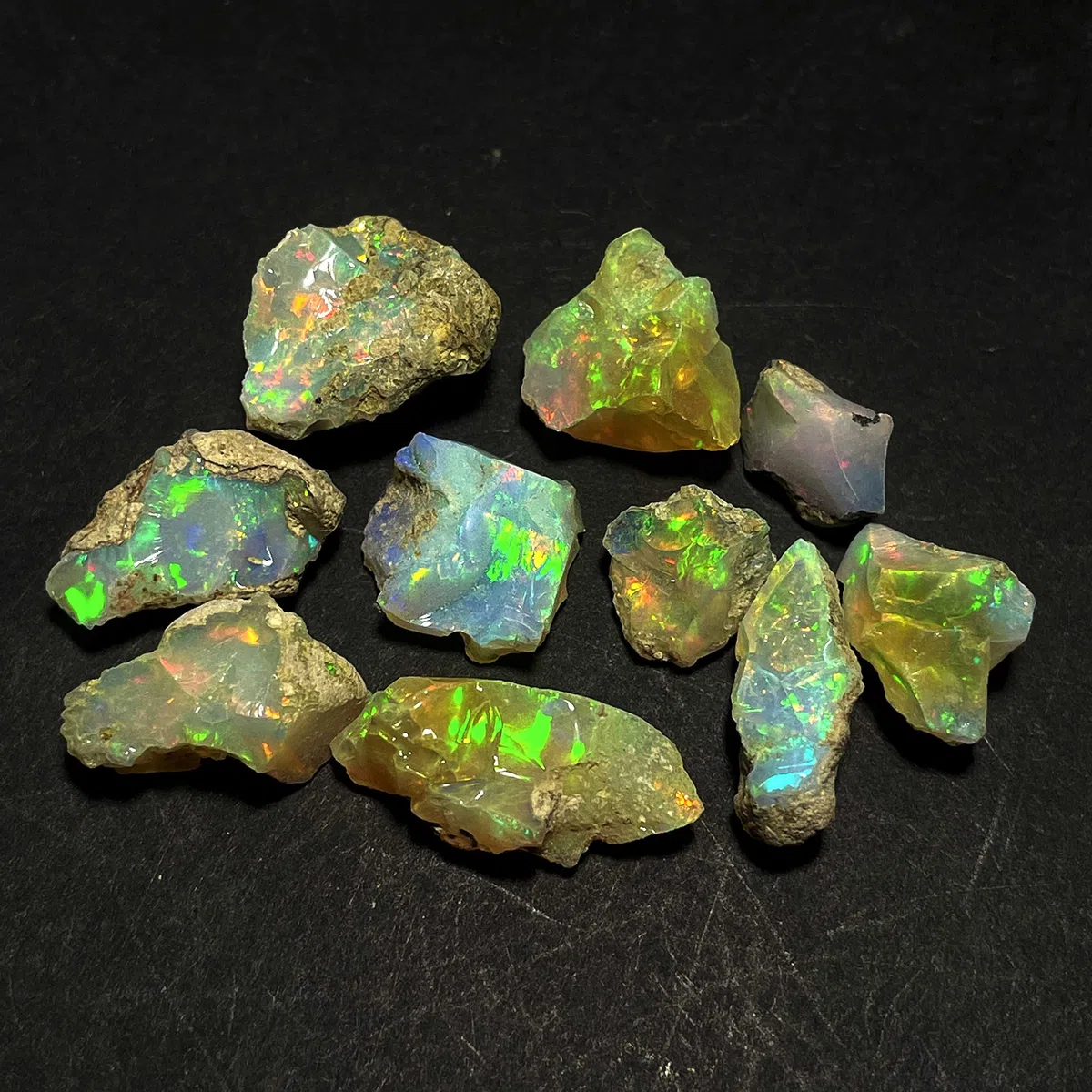 Opale éthiopienne naturelle de qualité AAA - 25 carats - 5 à 8 pièces - Pierres précieuses naturelles brutes pour couper le cabbage, le polissage, le bricolage, l'art et l'artisanat, 10
