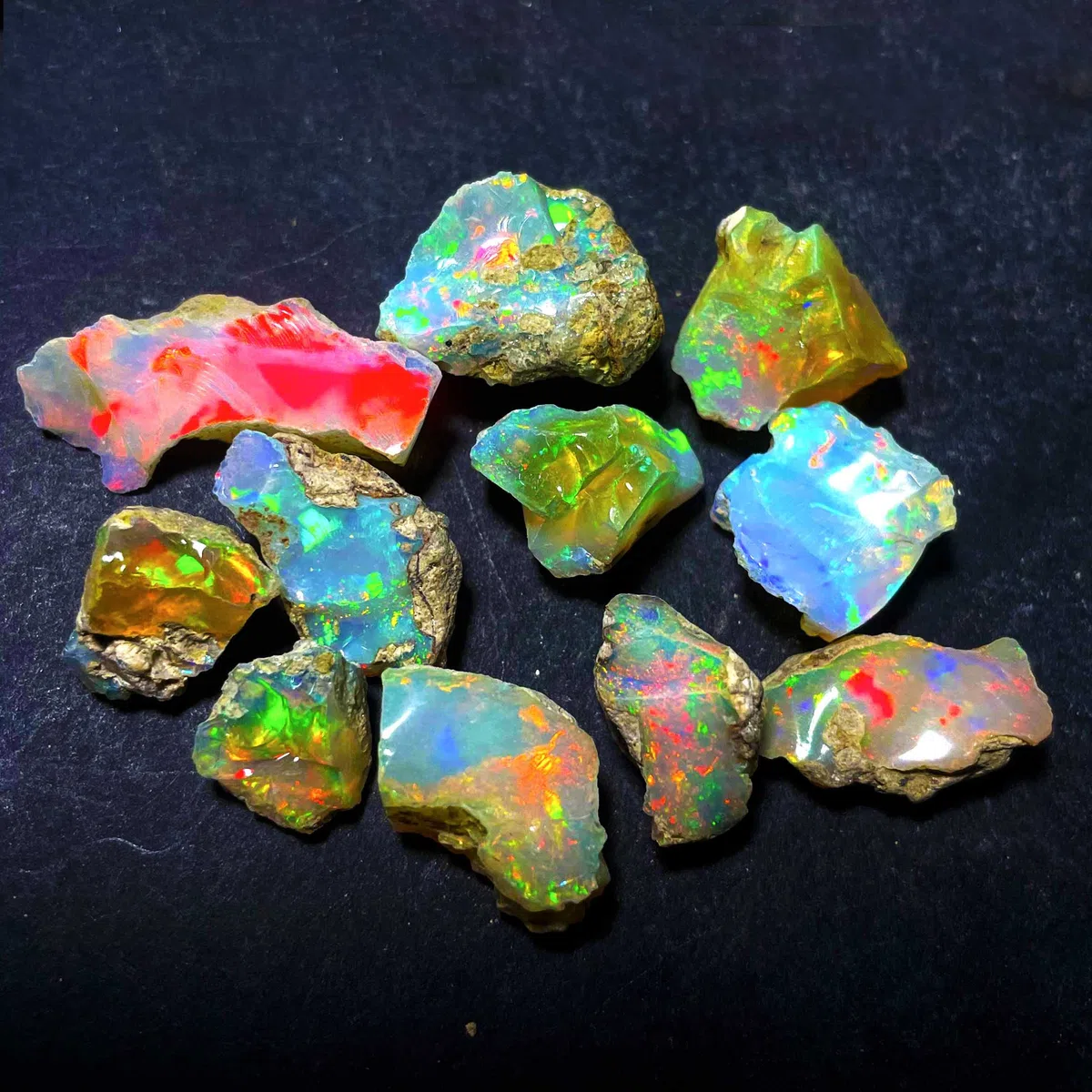Opale éthiopienne naturelle de qualité AAA - 25 carats - 5 à 8 pièces - Pierres précieuses naturelles brutes pour couper le cabbage, le polissage, le bricolage, l'art et l'artisanat, 10